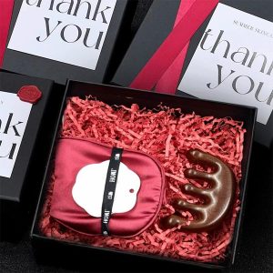 customer gift set (massage hammer, comb, hand cream)